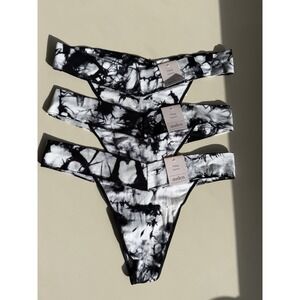 Auden Women's Thong Underwear Seamless Panties Black White Tie Dye Medium